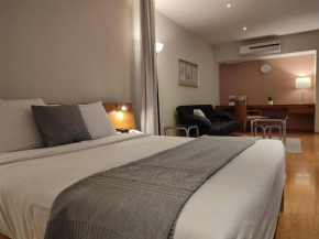  Lombardo Suites  Мехико
